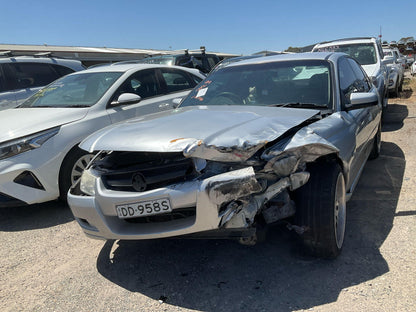 2005 - 2006 Holden Commodore Executive VZ Silver