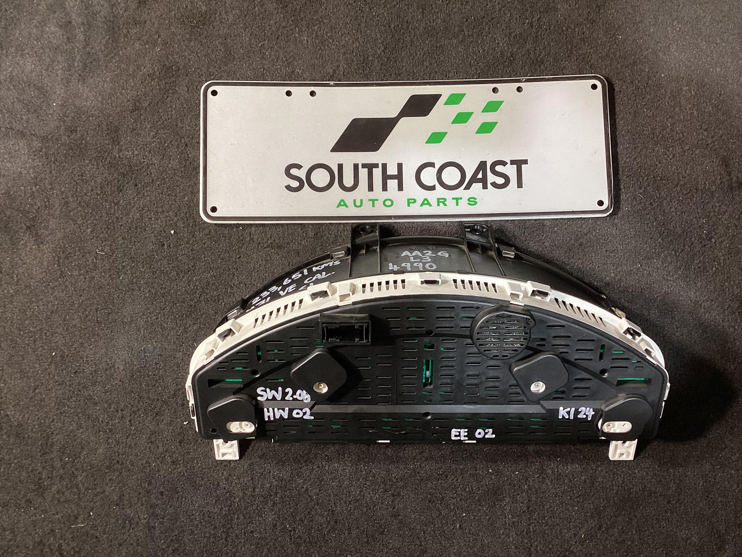 2010HoldenCalaisInstrument Cluster