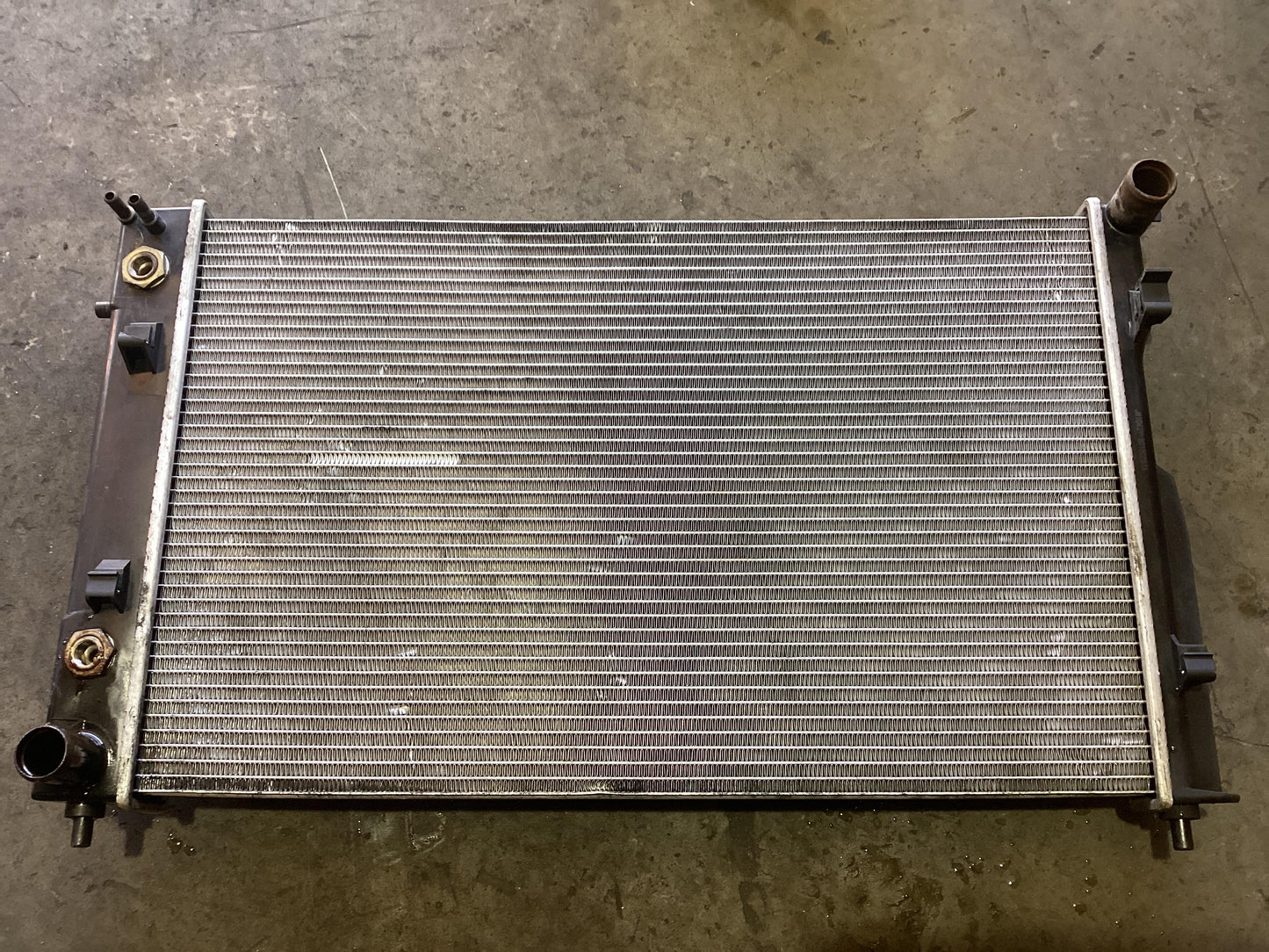 Holden Commodore VY  Radiator