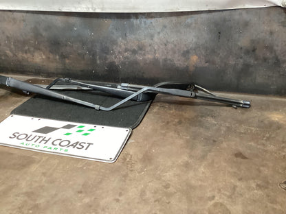 Holden Commodore VE  Wiper Arm Pair