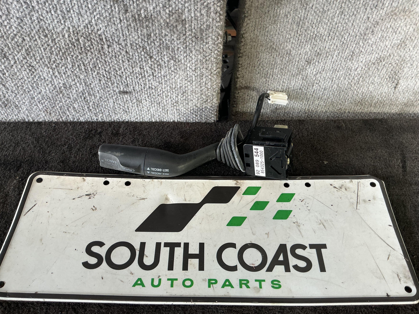Holden Commodore VY  Indicator Stalk 92089544