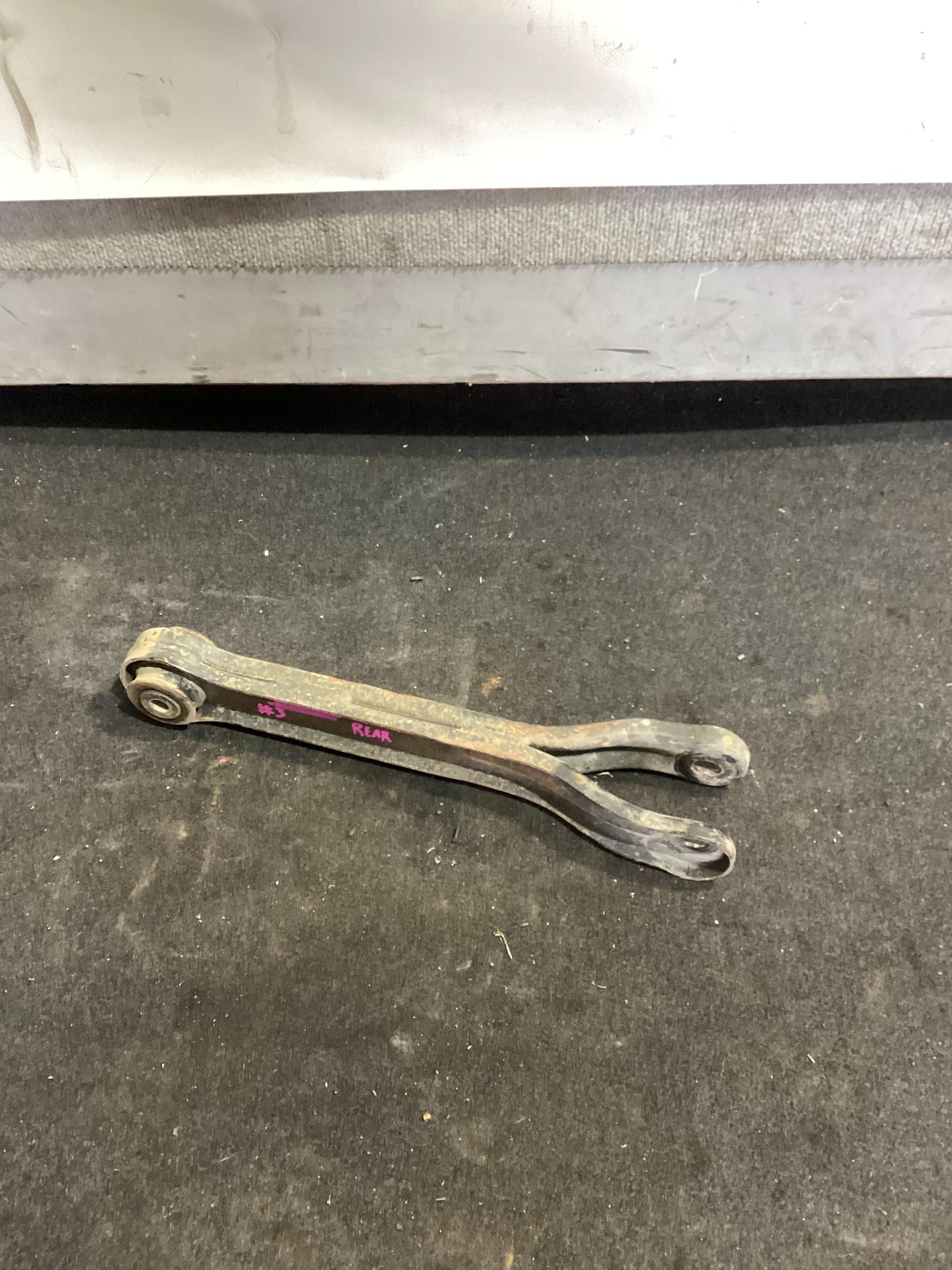 2006 - 2010 Holden Commodore VE  Left Rear Toe Control Arm 92159169