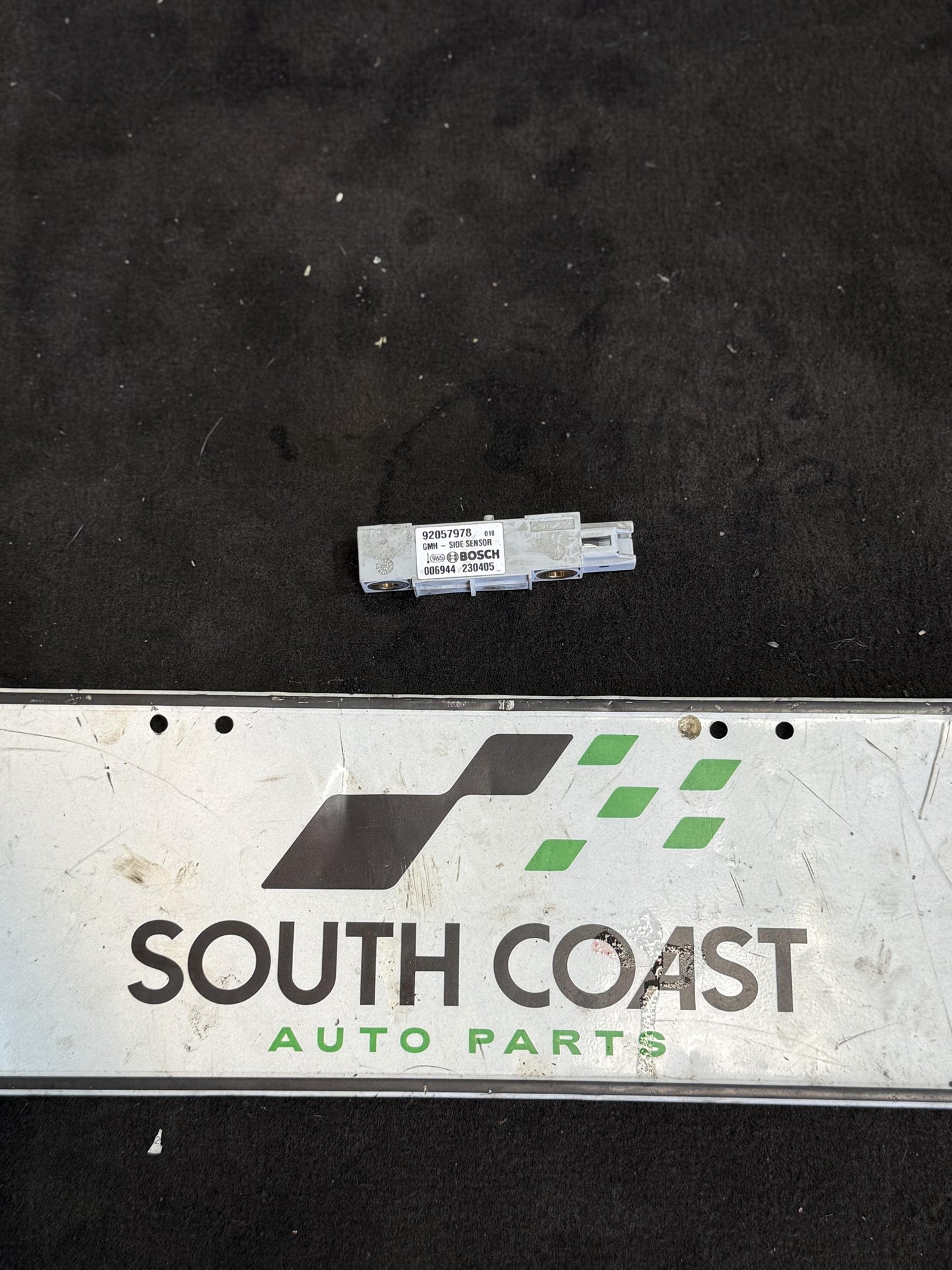 Holden Commodore VZ  Side Airbag Sensor 92057978