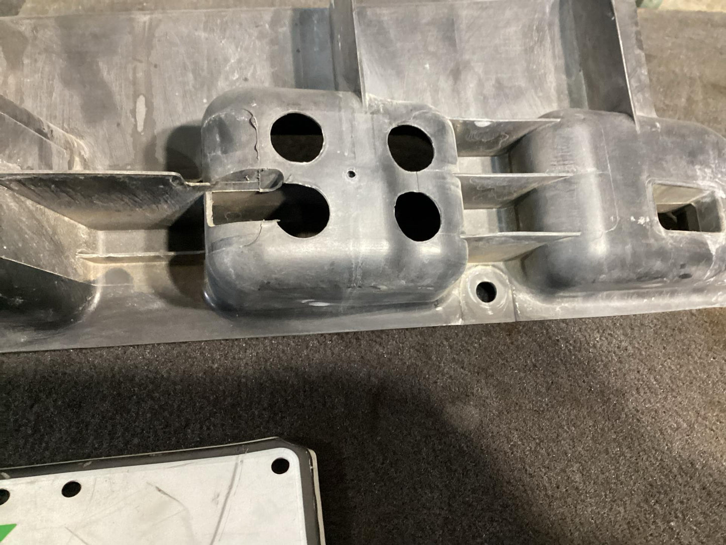 Holden Commodore   Front Bar Absorber 92249093