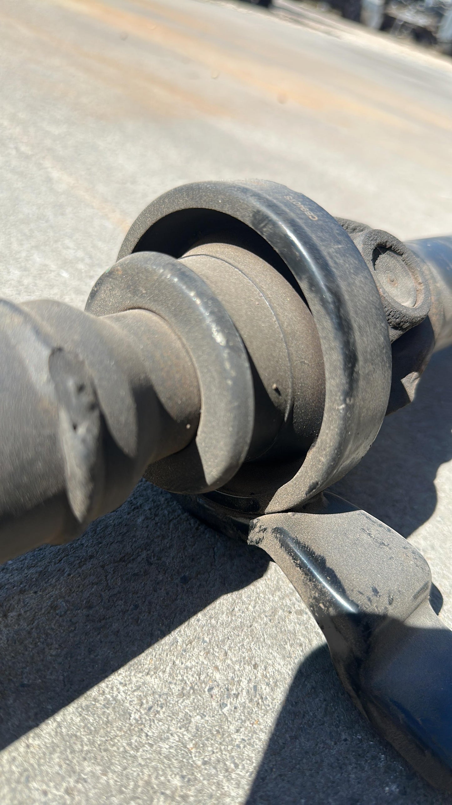 Holden Commodore VZ  Rear Prop Shaft NW
