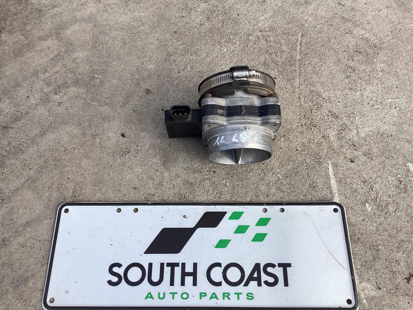 2002 - 2004 Holden Commodore VY 6G1YL54A94L196501 Air Flow Meter