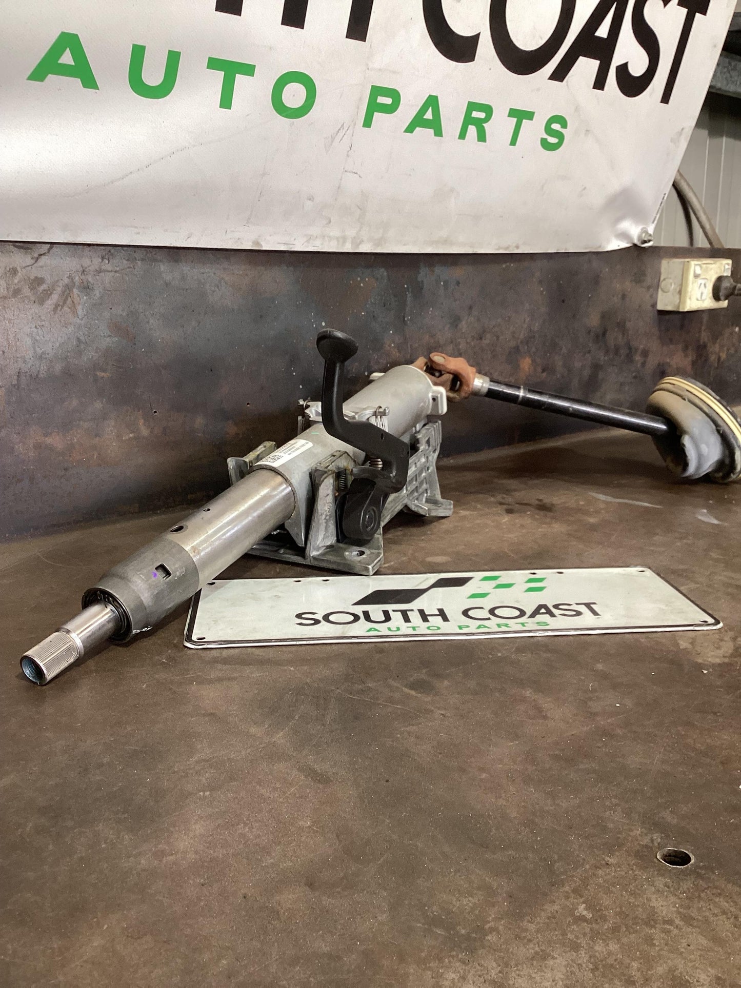 Holden Commodore VF  Steering Column 92272272