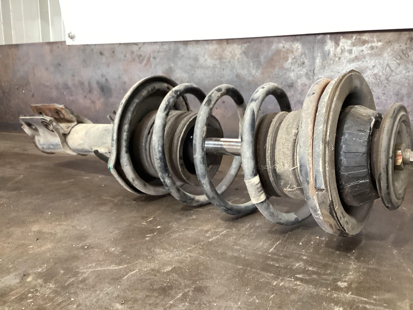 Holden Commodore VY  Left Front Suspension 92116417