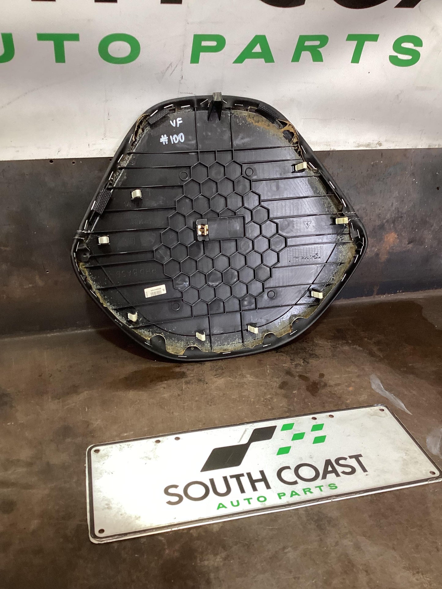 Holden Commodore VF  Dash Pad 92294184