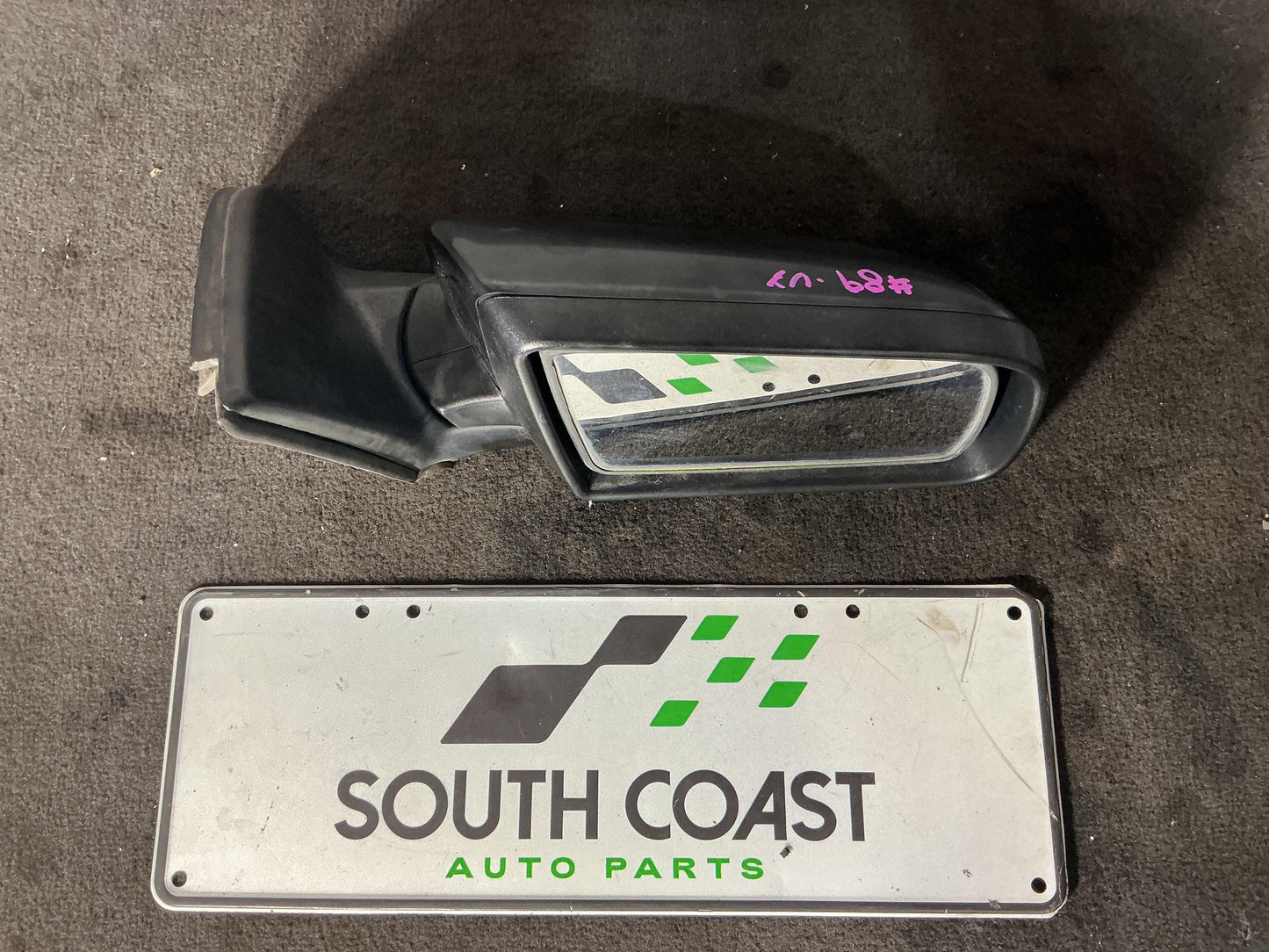 Holden Commodore VY  Right Door Mirror 1460824