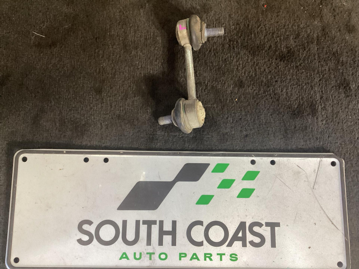 Holden Commodore   Left Rear Sway Bar Link