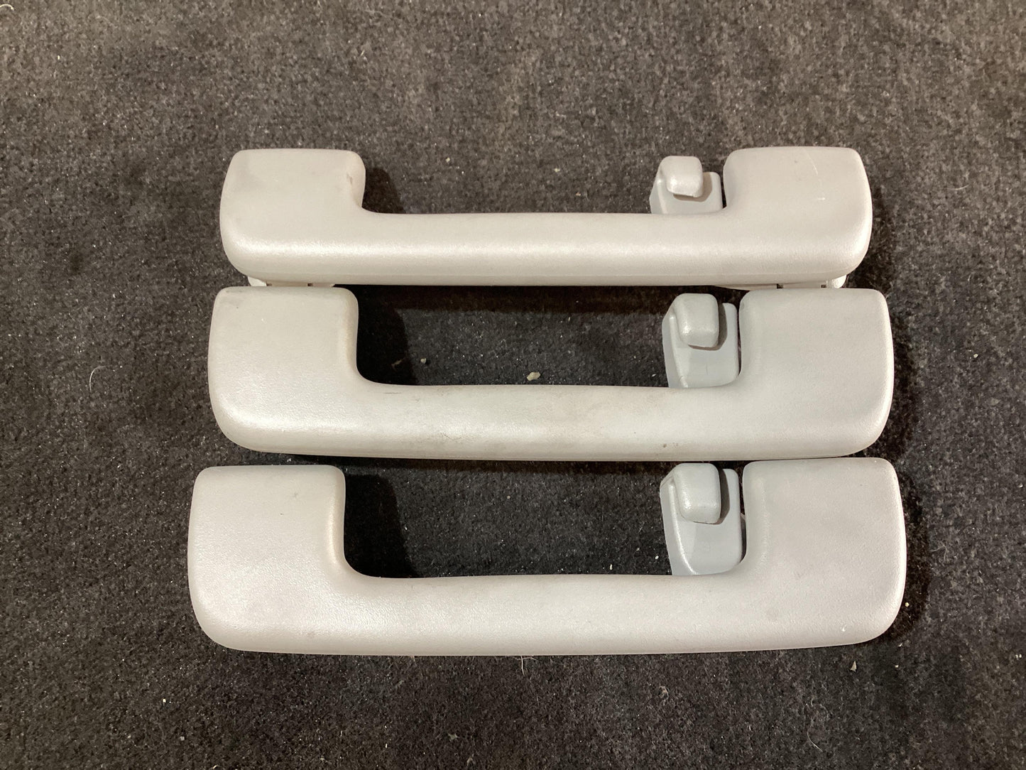 2016 - 2016 Holden Commodore Commodore  Grab Handle Set