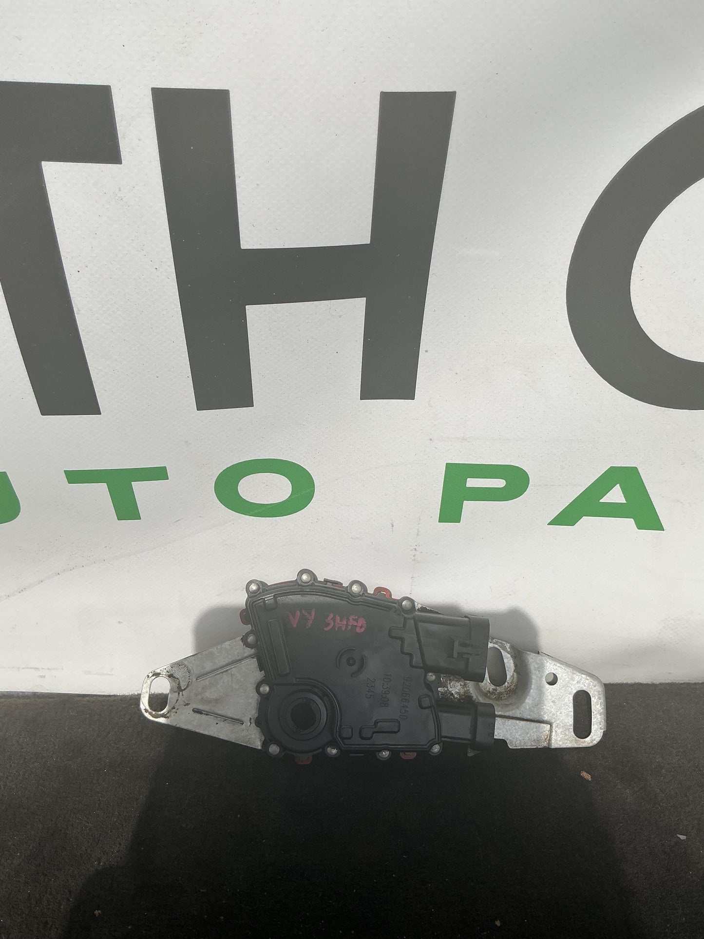 Holden Commodore VY  Neutral Switch 92066450