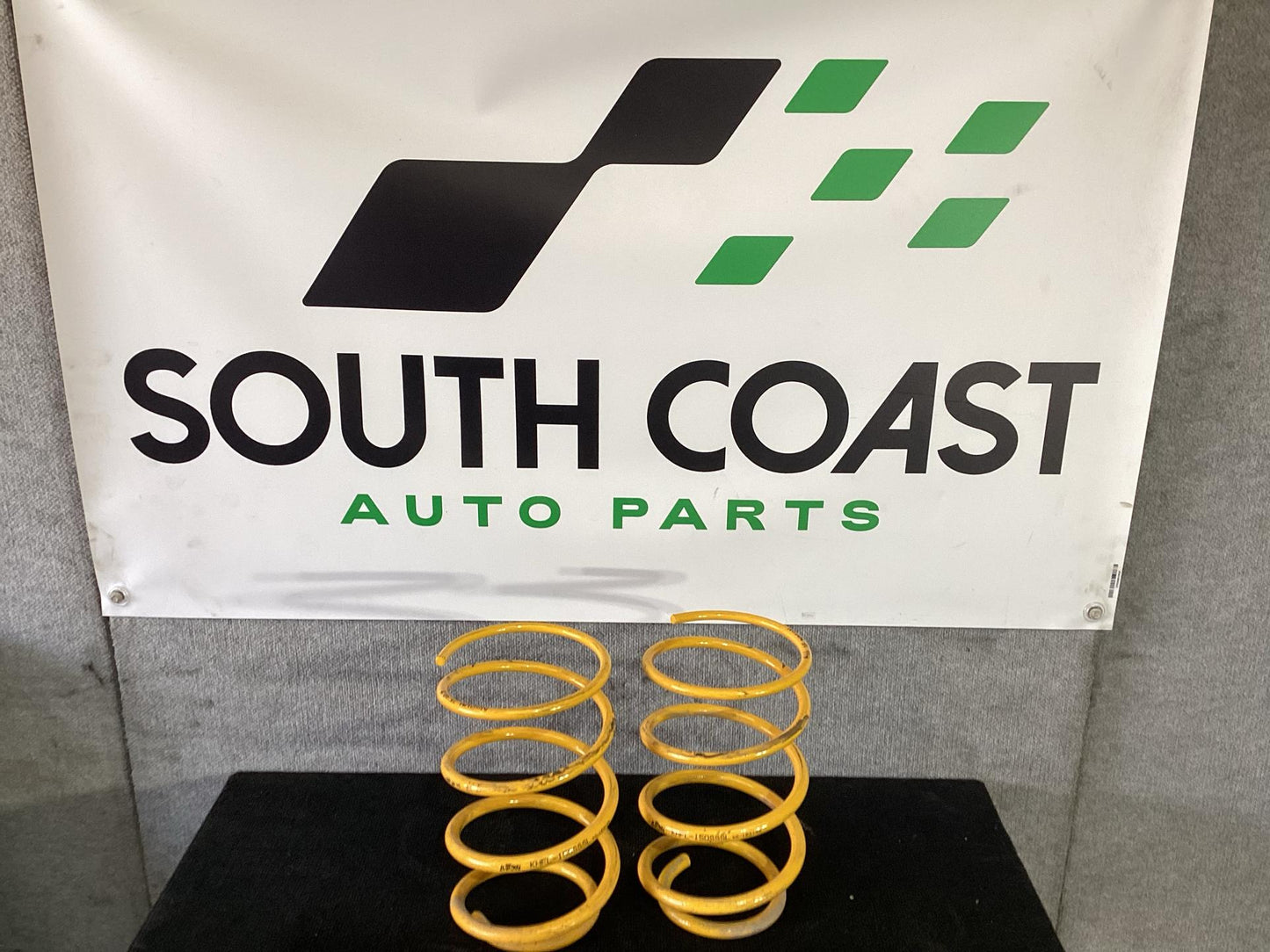 Holden Commodore VE  Front Suspension SO-153148