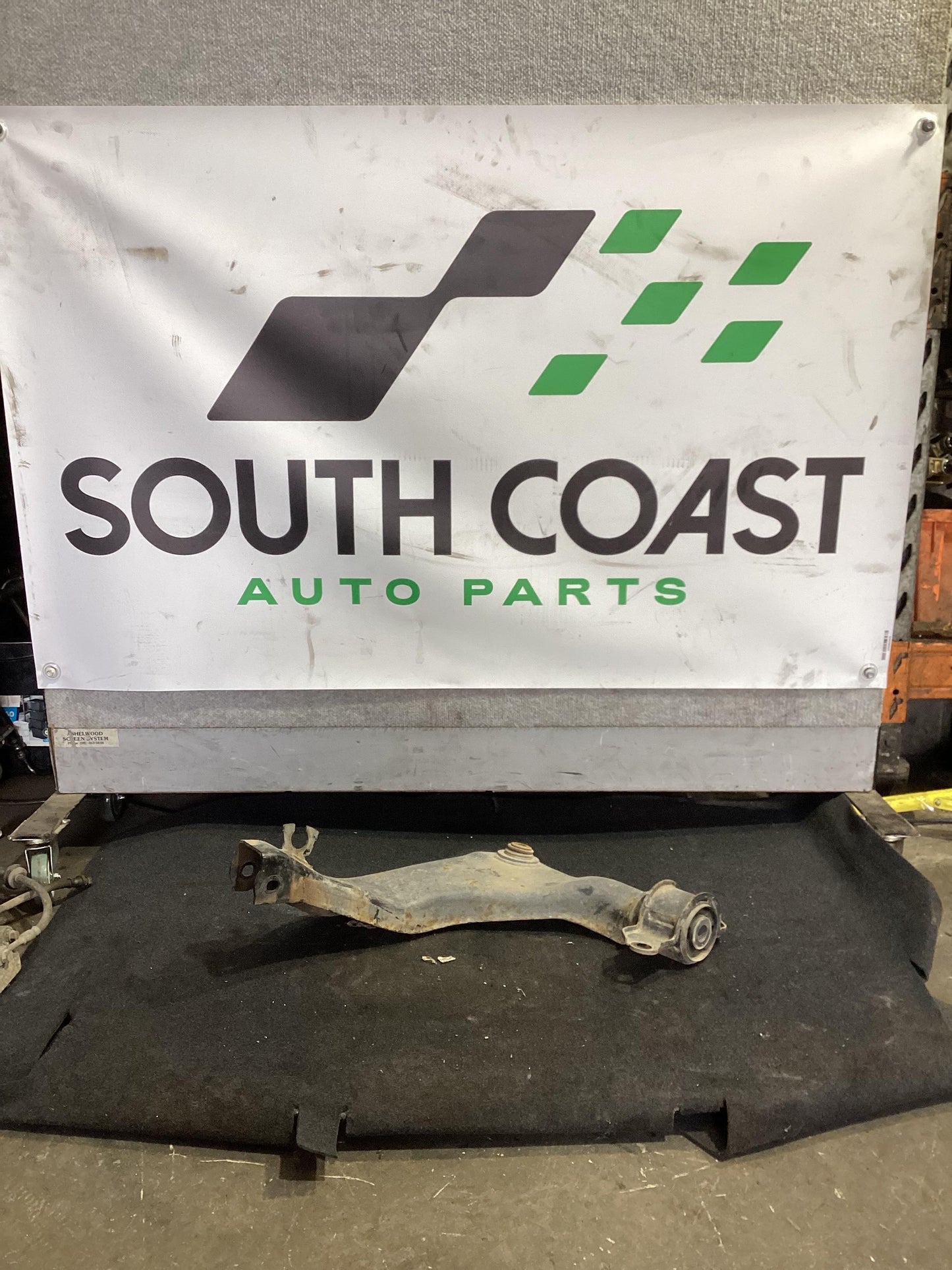 2006 - 2010 Holden Commodore VE  Left Rear Upper Control Arm 92196523