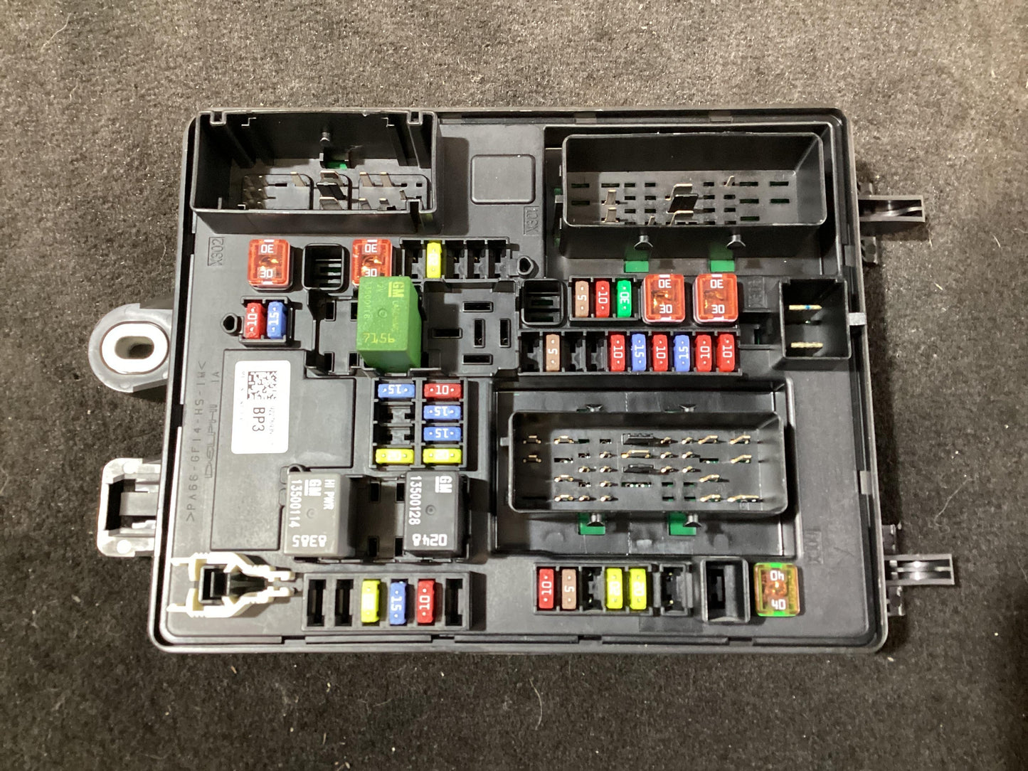2016 - 2016 Holden Commodore Commodore  Interior Fuse Box