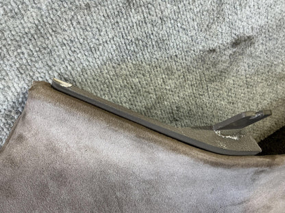 Holden Commodore VU 6H8VUK80F2L904753 Right Centre Console Side Trim 92131251