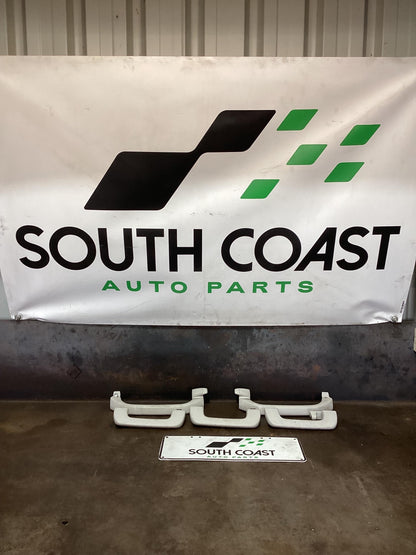 Volkswagen Amarok   Grab Handle Set