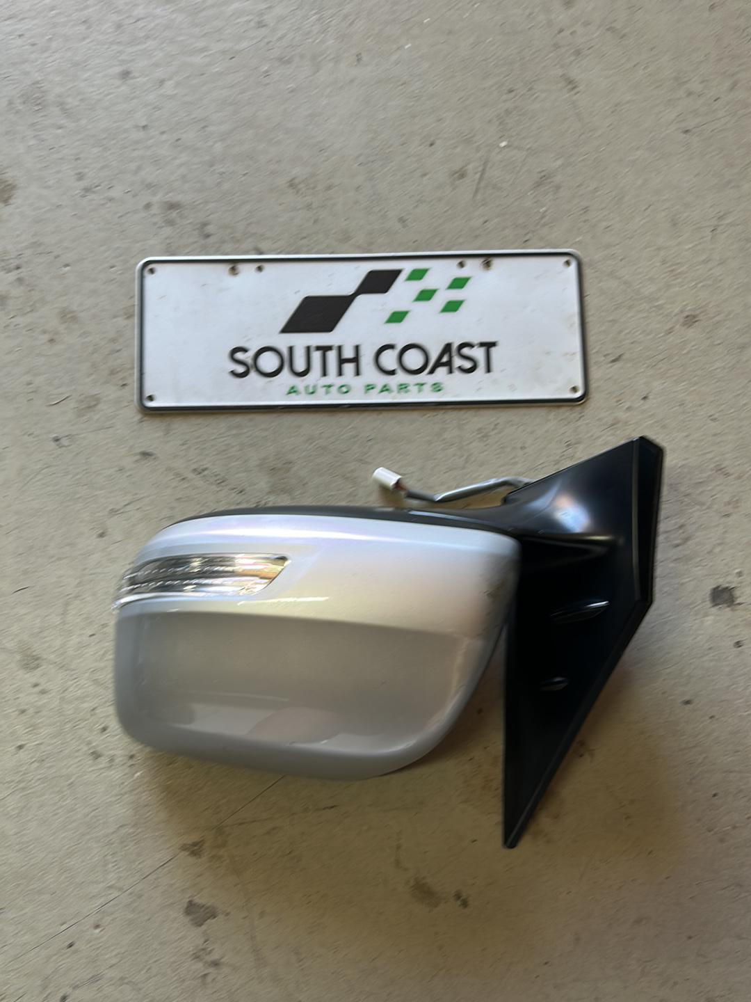 Toyota Land Cruiser   Left Door Mirror Murakami 8858