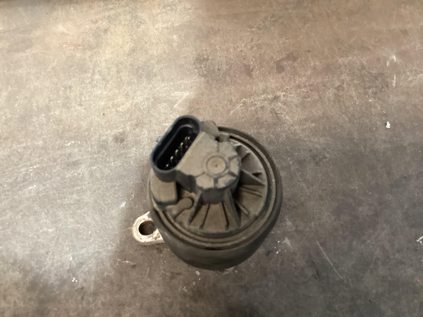 Holden Commodore VY  EGR Pressure Sensor 9619904631