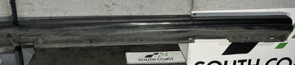 Holden Commodore VU 6H8VUK80F2L904753 Left Side Skirt 92078057