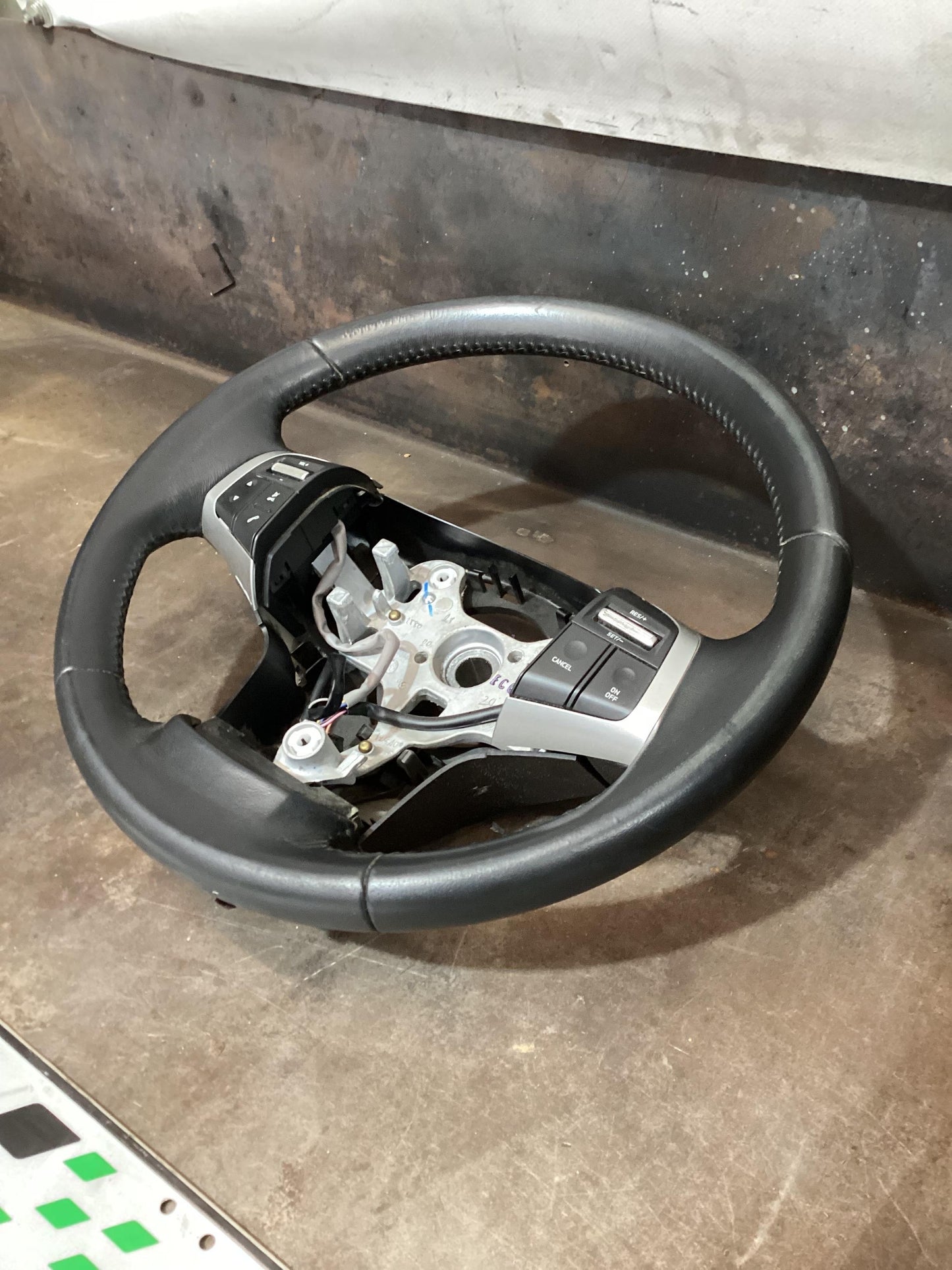 Holden Colorado RG  Steering Wheel