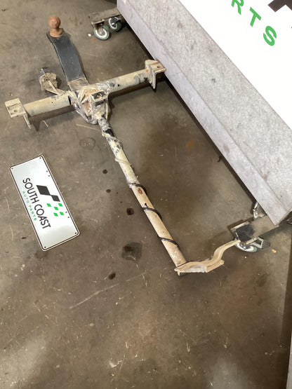 Holden Commodore VR  Towbar