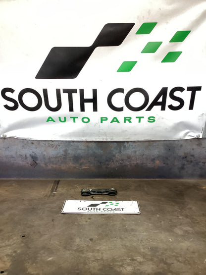 Volkswagen Amarok   Right Front Sway Bar Link 2H0411317B