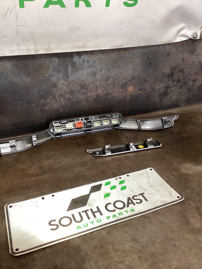 Volkswagen Amarok   Dash Fascia Trim