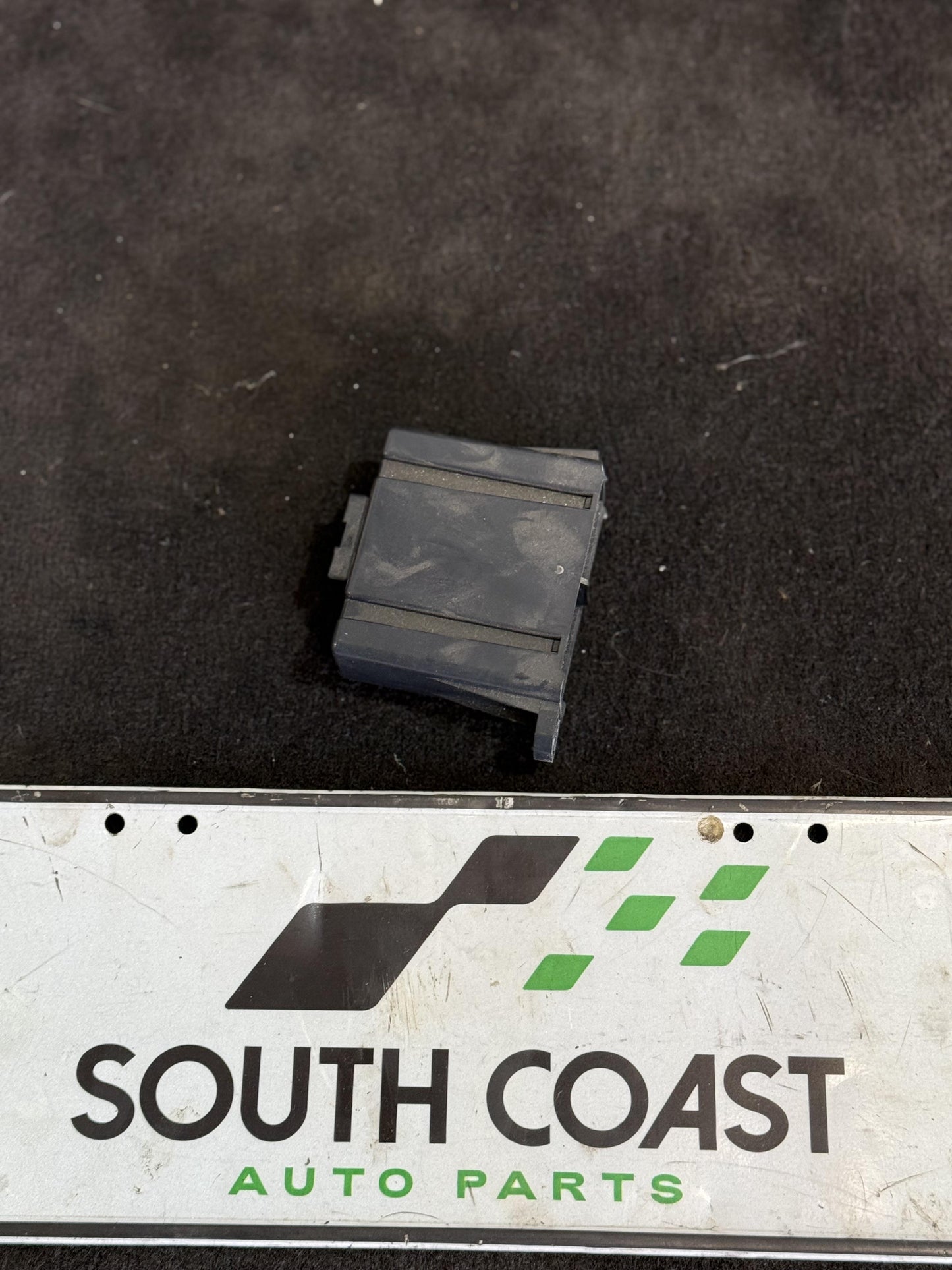 Holden Commodore VZ  PIM Module 92180030