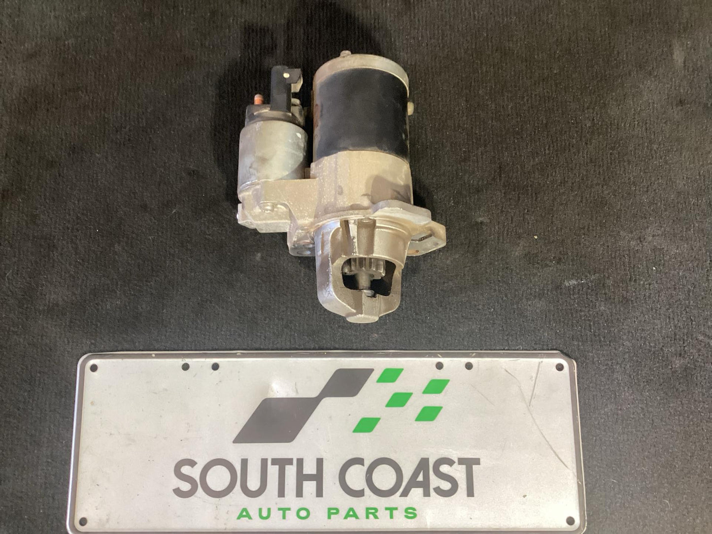 Holden Commodore   Starter Motor 92223942