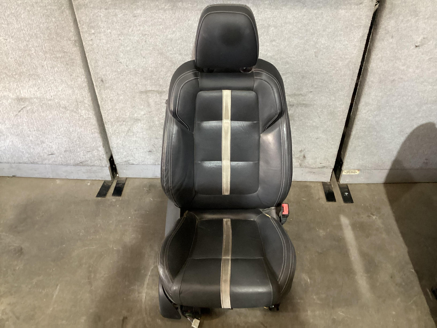 2015 Holden Calais VF  Seats Set