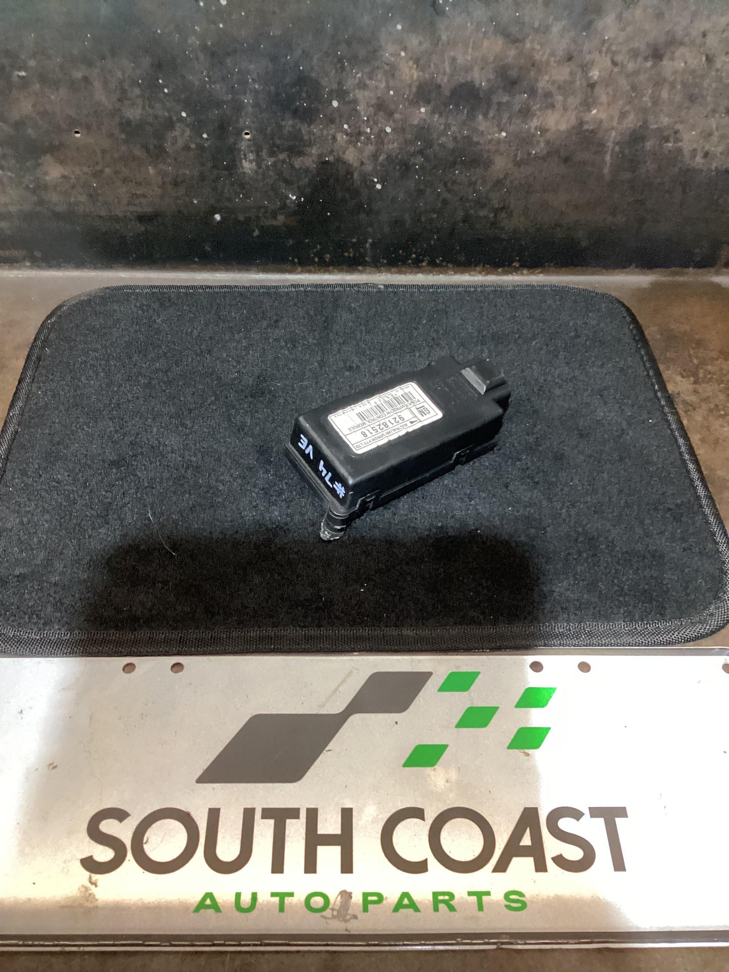 Holden Commodore VE  Power Window Control Module  92182518
