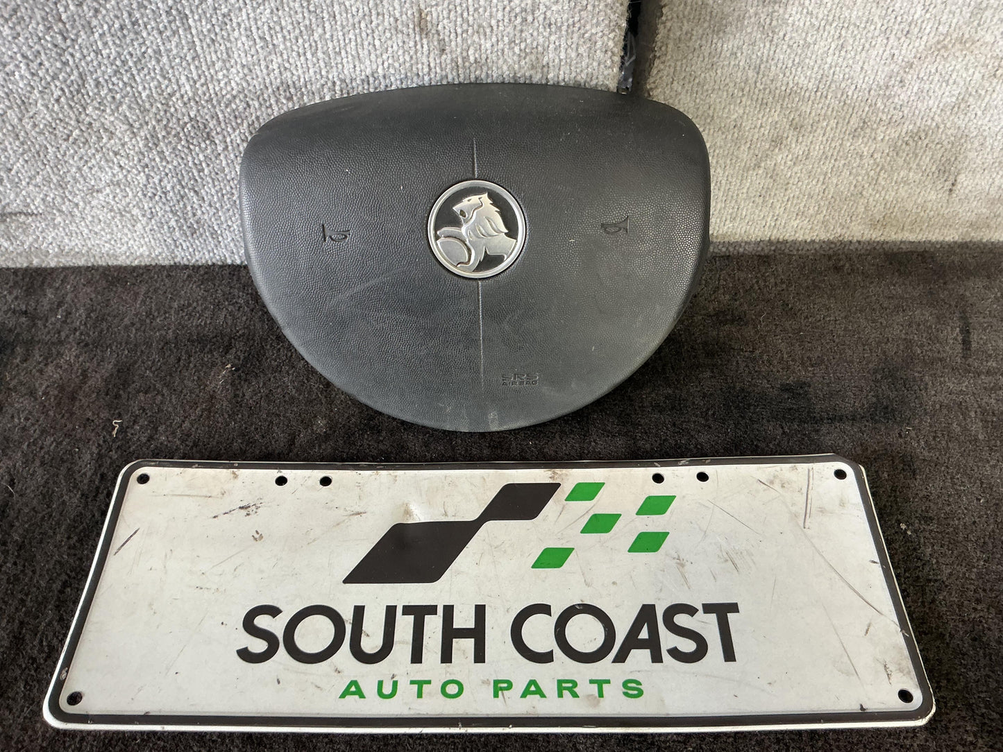 Holden Commodore VY  Horn Pad
