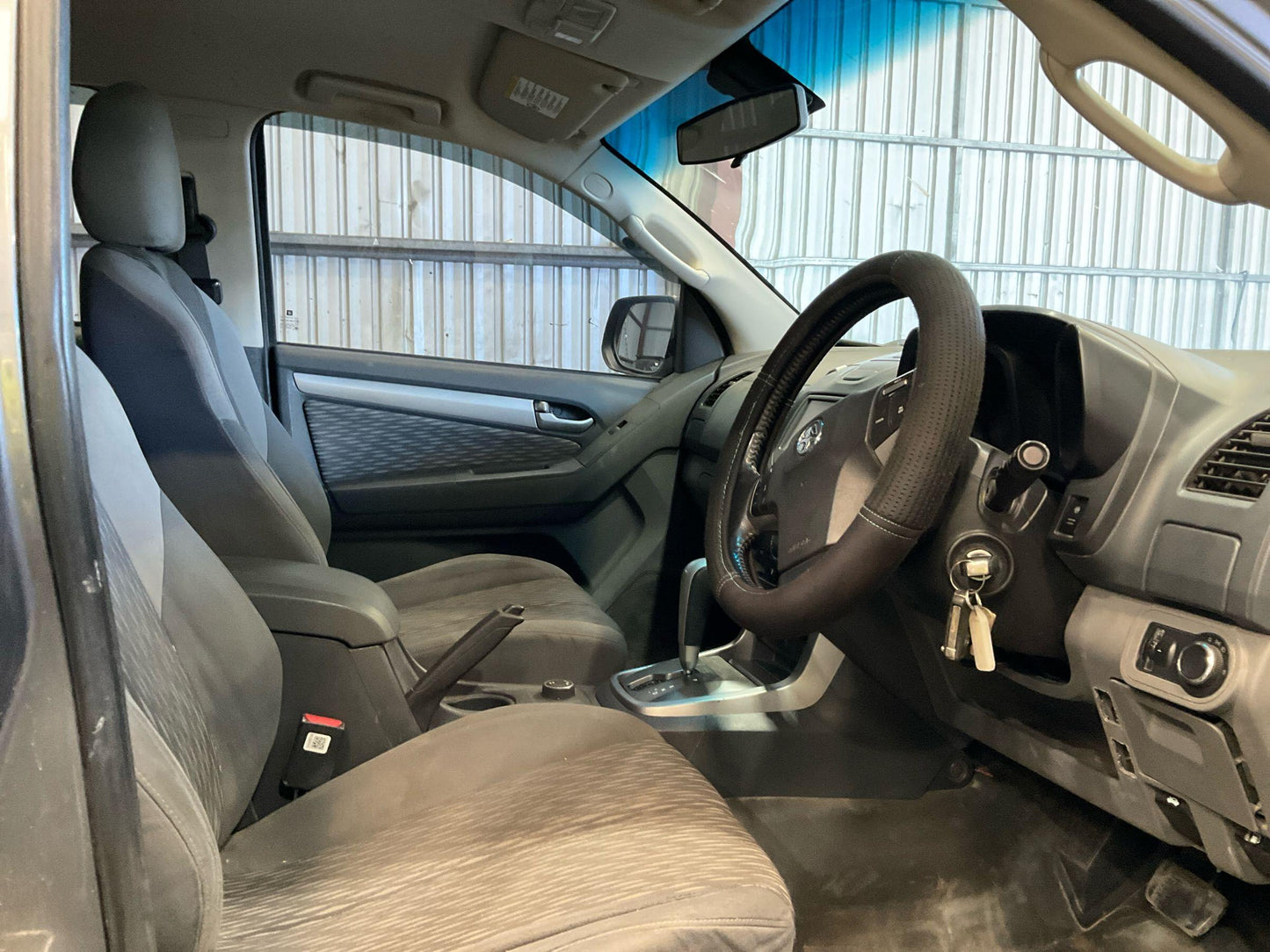 2014 Holden Colorado Grey