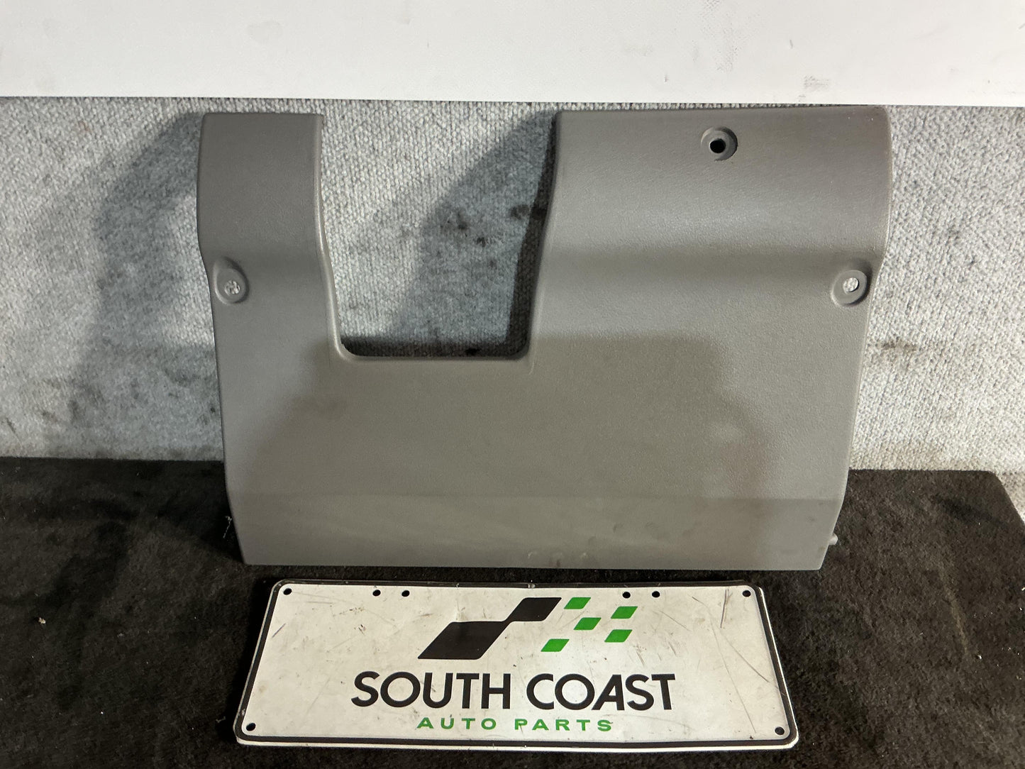Holden Commodore VR 6H8VRK19HSL781543 Steering Column Cover Panel  92047106