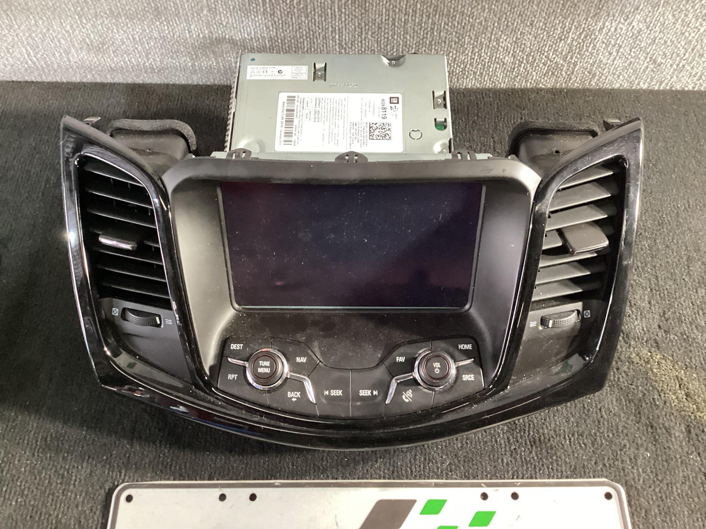 Holden Commodore VF  Stereo Head Unit 92288119