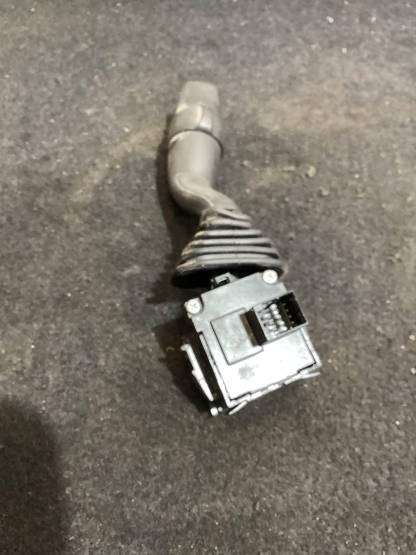 2006 - 2010 Holden Commodore VE  Wiper Switch 92177960