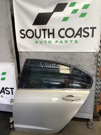 Holden Commodore VE 6G1EK5E79BL526529 Left Rear Door