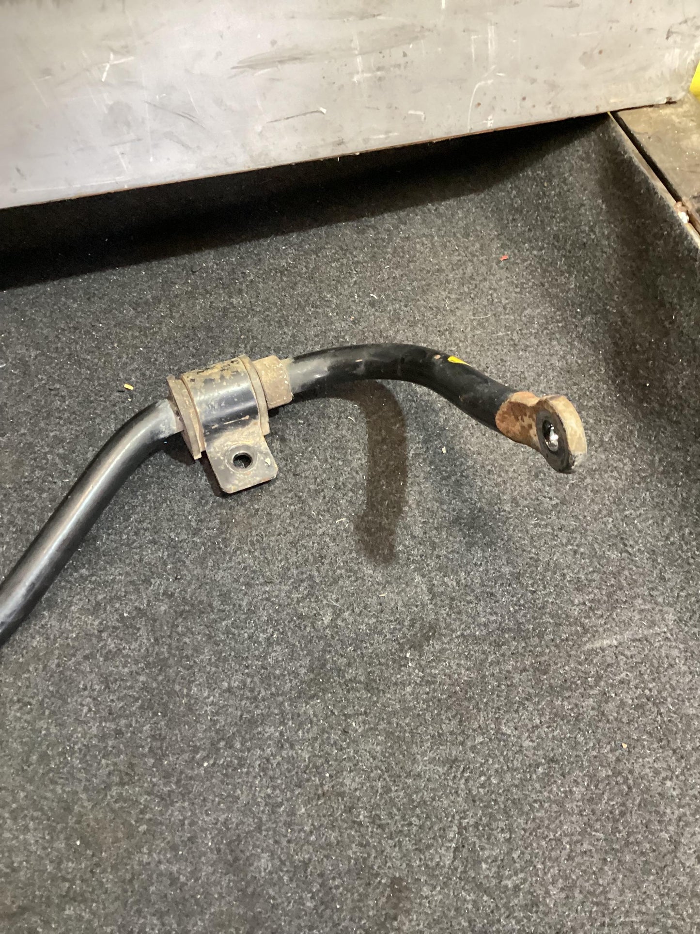 2006 - 2010 Holden Commodore VE  Rear Sway Bar