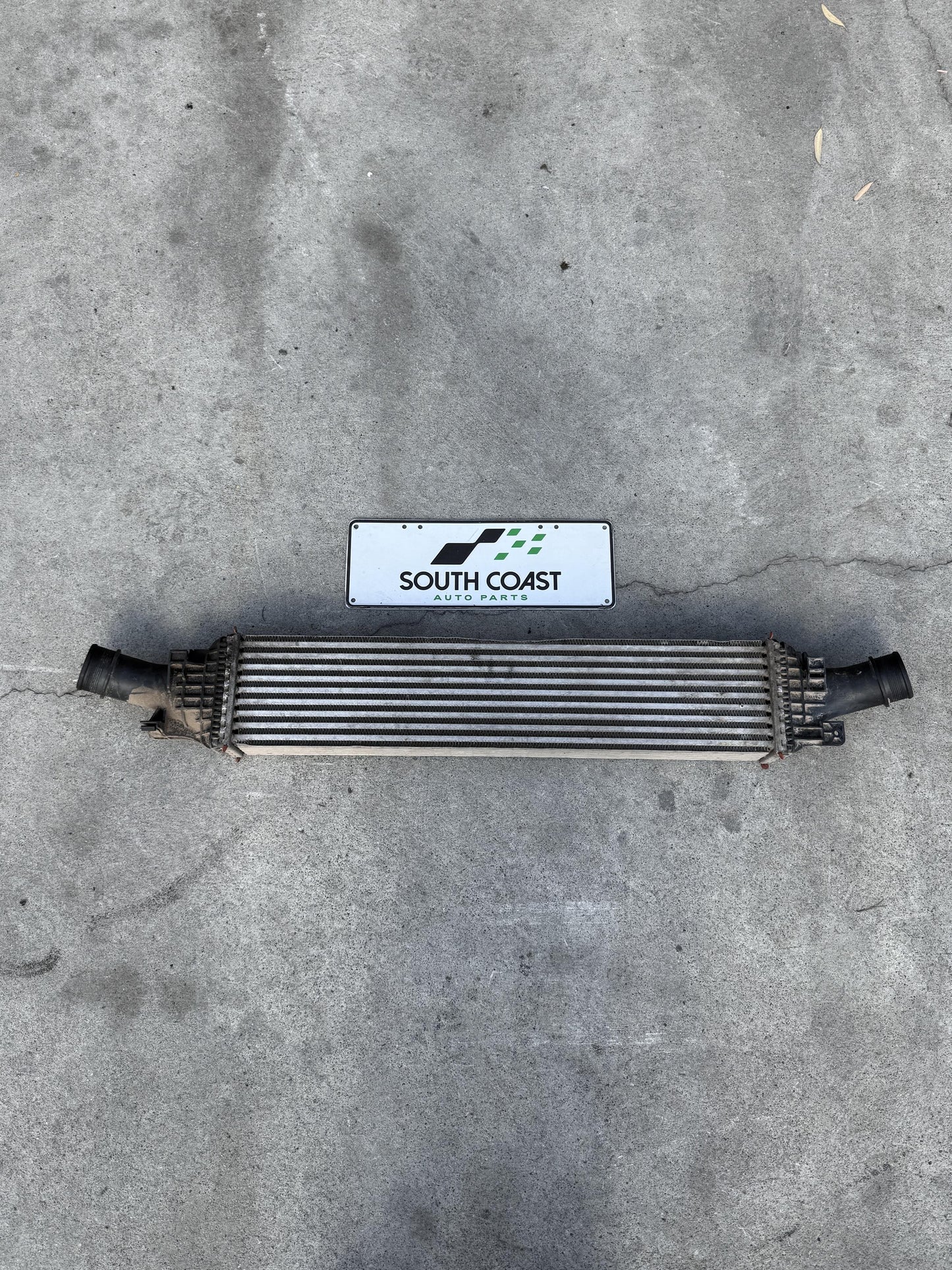 Audi A4 B8 WAUZZ8K9AA071441 Intercooler 8K0145805G