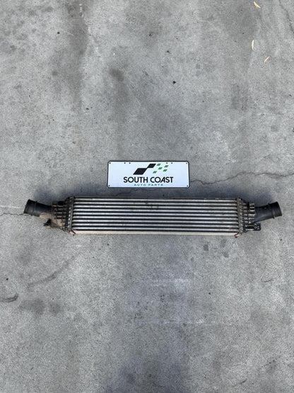 Audi A4 B8 WAUZZ8K9AA071441 Intercooler 8K0145805G