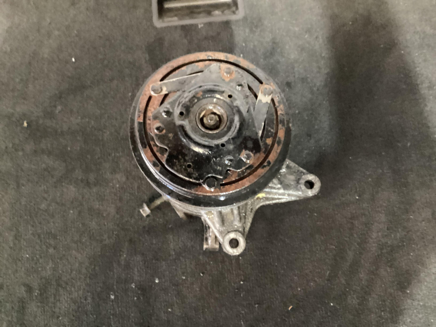 2001 Holden Commodore A/C Compressor