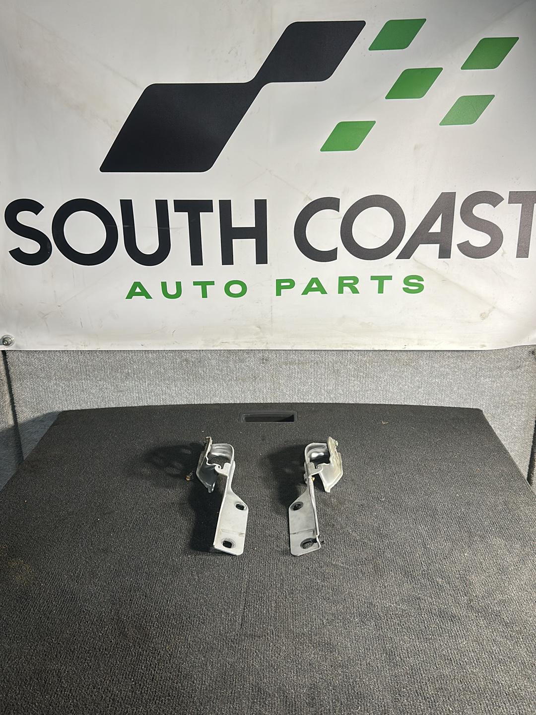 2017 Holden Commodore VF  Bonnet Hinge Set
