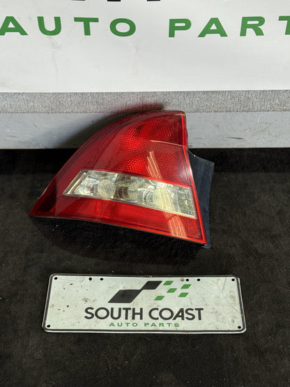 Holden Commodore VZ  Left Taillight 92160325