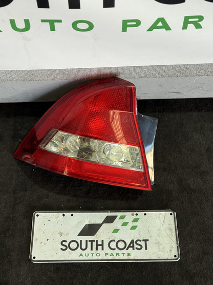 Holden Commodore VZ  Left Taillight 92160325