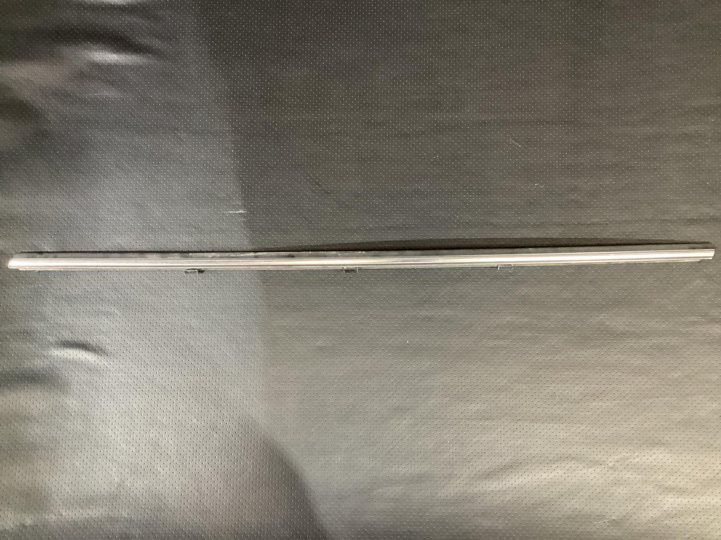 2005, Holden, Commodore, Commodore, Left Rear Door Weather Strip Mould