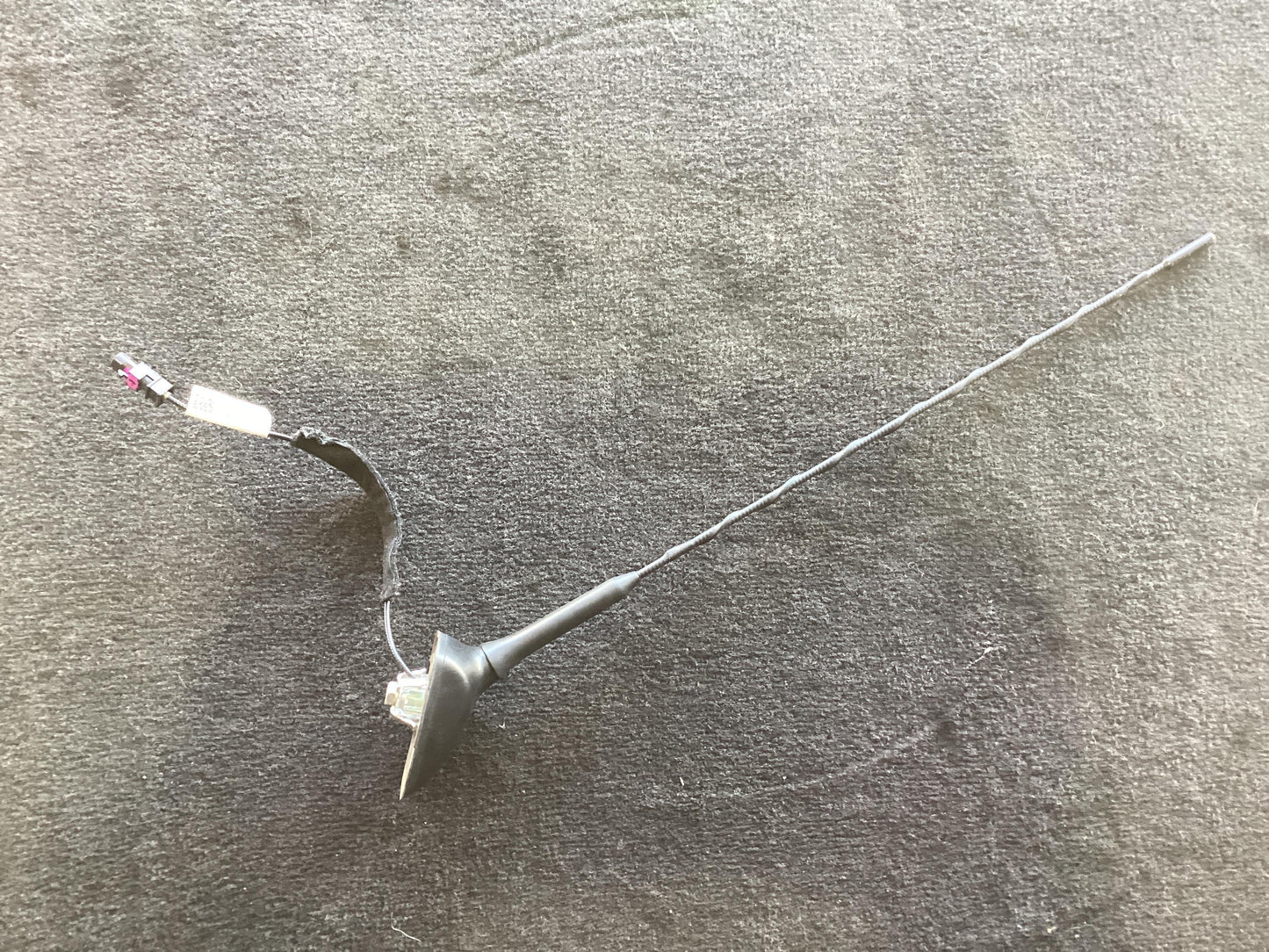 2015 Holden Commodore VF II  Antenna