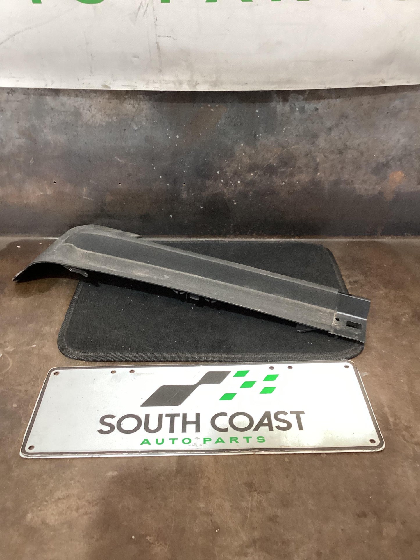 Holden Commodore VE  Left Front Seat Rail Trim 92176504