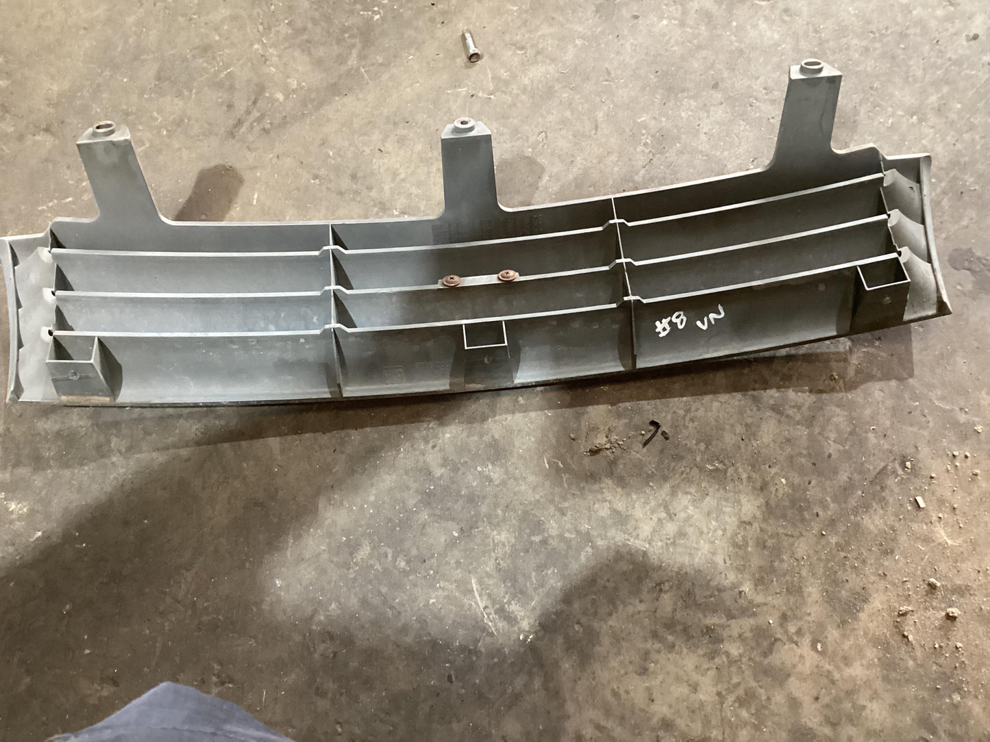 1988 - 1991 Holden Commodore VN  Grille